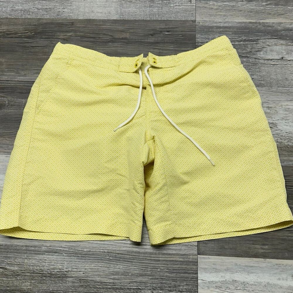 Uniqlo Yellow‎ White Diamond AOP Mens L Mesh Lined Drawstring Beachy Shorts EUC